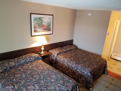 Alaskan Motel Fox Creek Extérieur photo